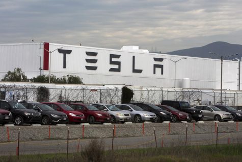 Tesla will only accelerate us 10 feet into the future, and into the next traffic jam.
Photo credit: MCT Campus 