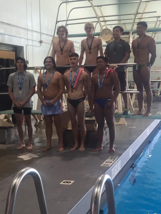 Ty+Hunt+back+row-left+and+Filip+Dominique+back+row+second+from+left+posing+for+a+picture+after+placing+at+CCCAA+State+Swimming+and+Diving+Championship.+