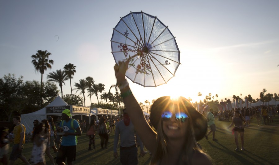 The sun sets on Day 2 of the Coachella Valley Music and Arts Festival at the Empire Polo Grounds in Indio, Calif., on Saturday, April 11, 2015. (Brian van der Brug/Los Angeles Times/TNS)