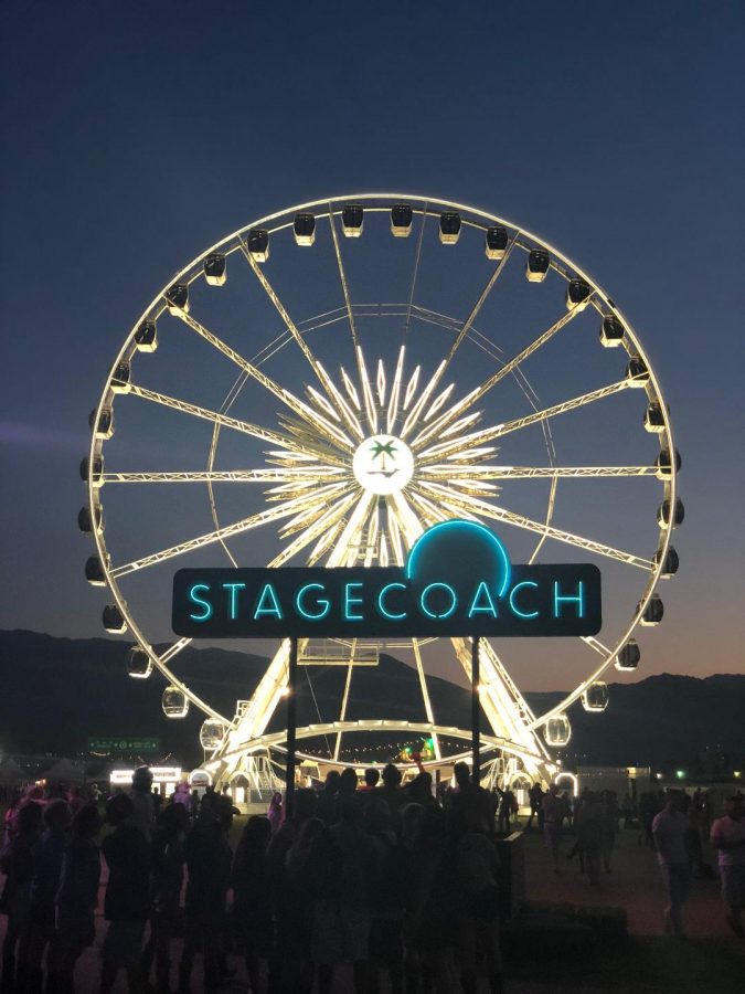 Iconic Ferris wheel lights up the night for Stagecoach 