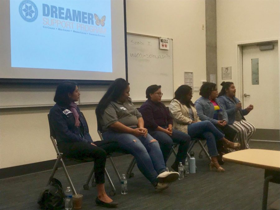 Panelists+at+the+I+did+it%2C+so+can+you+student+panel+address+the+audience+at+the+Empowering+Our+Undocumented+Communities+conference