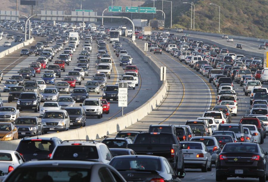 Hundreds of San Diego drivers make up the usual rush hour congestion at the junction of I-5 and freeway 805