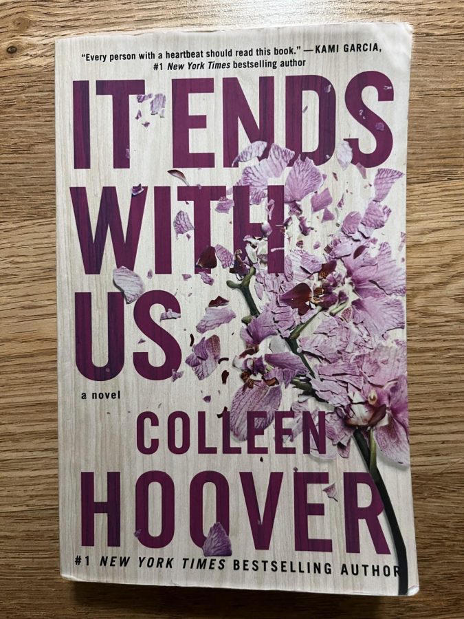 Fiction romance novel “It Ends With Us” by Collen Hoover review – The Mesa  Press