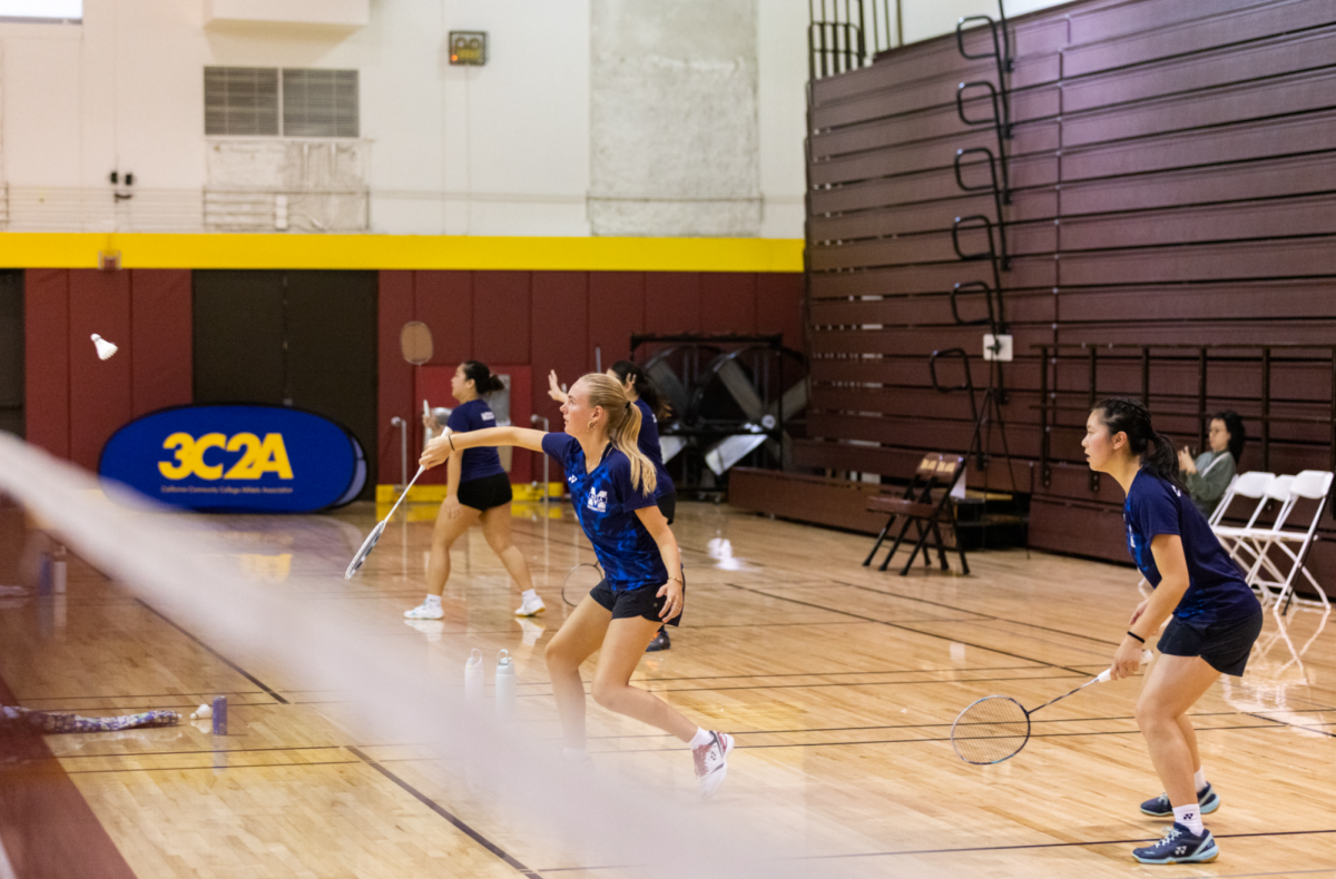 Mesa team in doubles match at 3C2A state championship (Frank Mayers, La Voz News)
